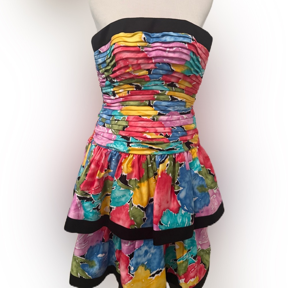 A.J.Bari Vintage Strapless Colorful Lined Mini Dress. Size 6